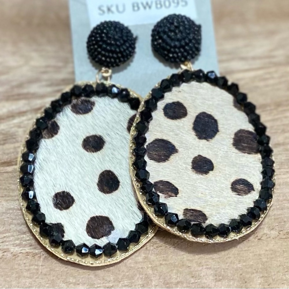 💥Mallorie Beaded Leopard Oval Earrings💥